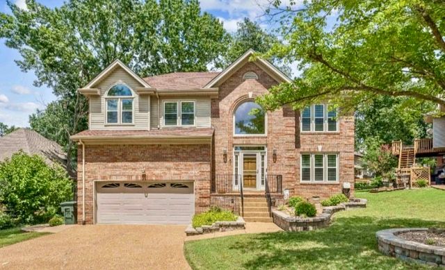 5424 Mainsail Dr, Hermitage, TN 37076
