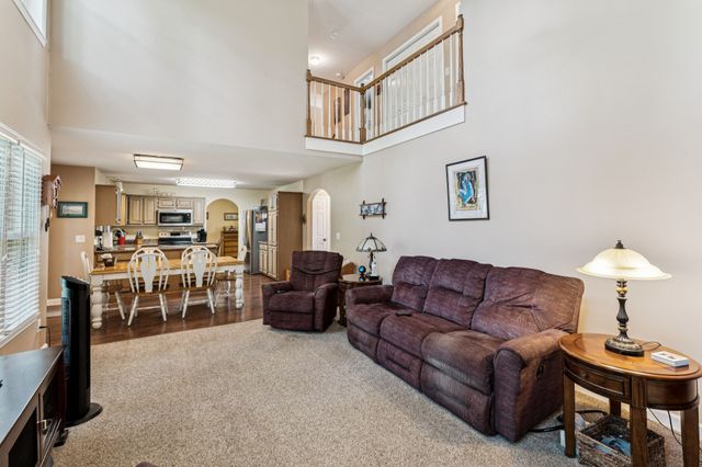 5424 Mainsail Dr, Hermitage, TN 37076