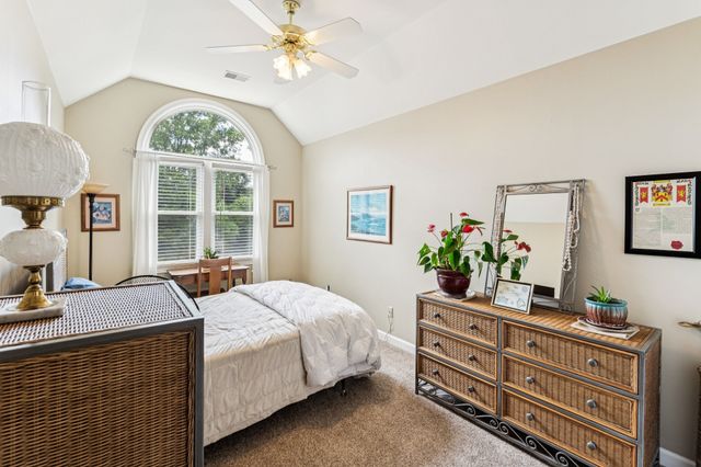 5424 Mainsail Dr, Hermitage, TN 37076