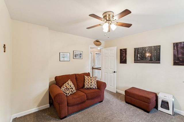 5424 Mainsail Dr, Hermitage, TN 37076