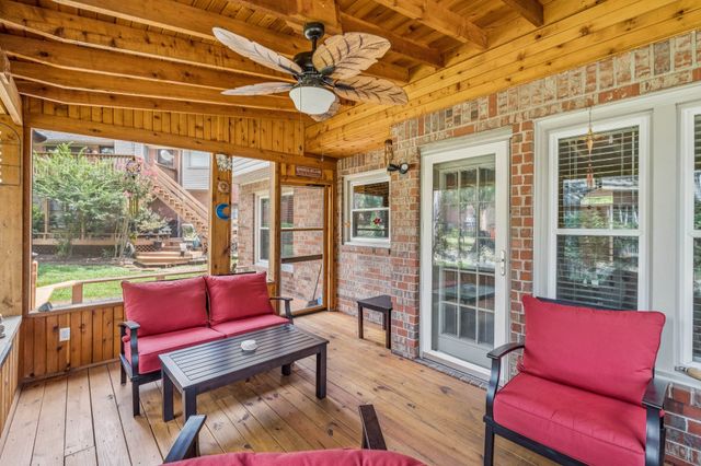 5424 Mainsail Dr, Hermitage, TN 37076