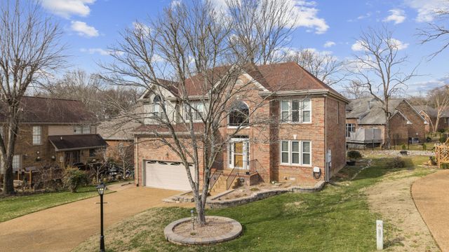 5424 Mainsail Dr, Hermitage, TN 37076