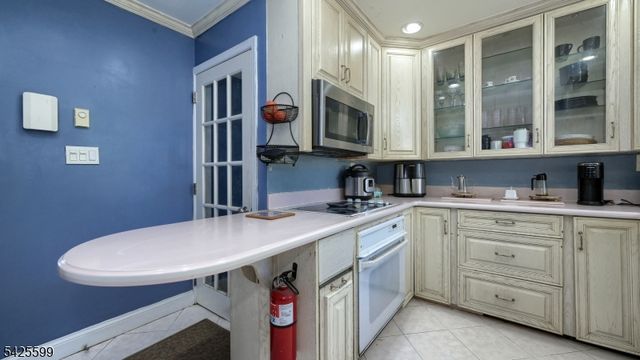 178 Jackson Ave, Rutherford Boro, NJ 07070