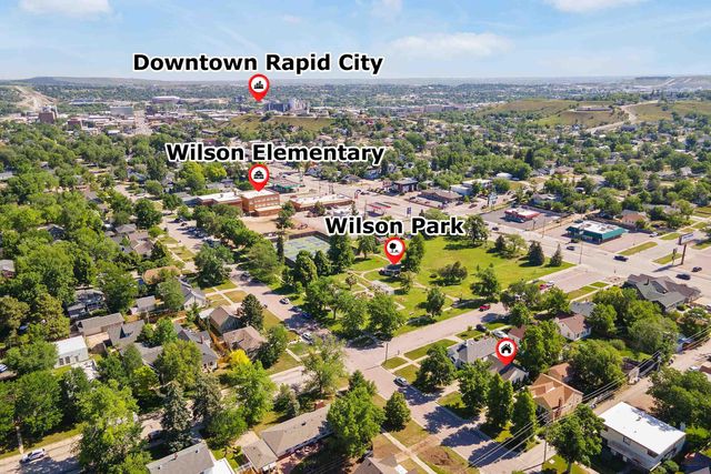1806 9TH ST, Rapid City, SD 57701