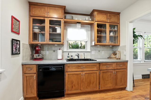 1806 9TH ST, Rapid City, SD 57701