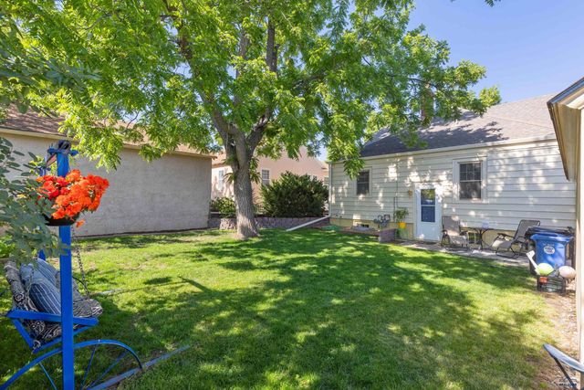 1806 9TH ST, Rapid City, SD 57701