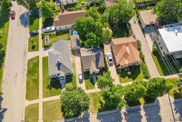 1806 9TH ST, Rapid City, SD 57701