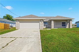 4104 13th ST SW, Lehigh Acres, FL 33976