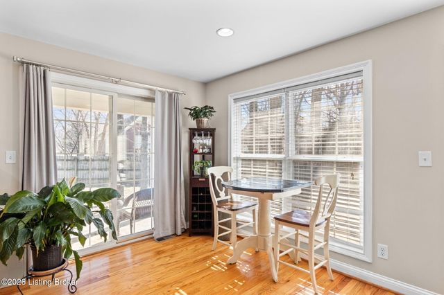 3202 S Winchester Acres Rd, Louisville, KY 40223