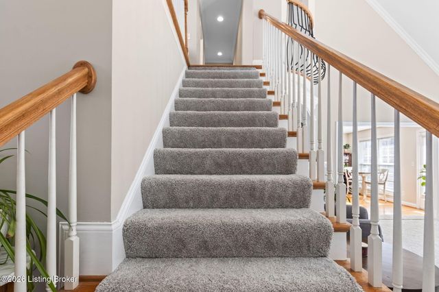 3202 S Winchester Acres Rd, Louisville, KY 40223