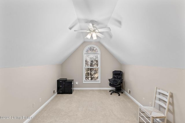 3202 S Winchester Acres Rd, Louisville, KY 40223