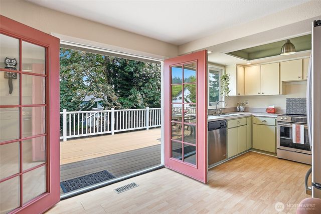 3021 NE 194th Street, Lake Forest Park, WA 98155