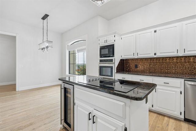 4712 Fountain Gate Drive, Norman, OK 73072