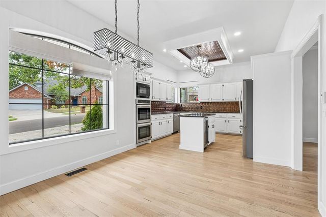 4712 Fountain Gate Drive, Norman, OK 73072
