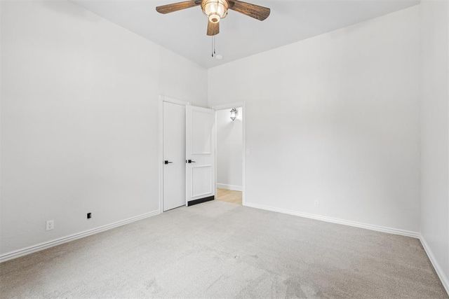 4712 Fountain Gate Drive, Norman, OK 73072