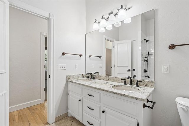 4712 Fountain Gate Drive, Norman, OK 73072