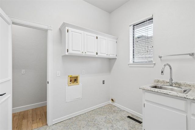 4712 Fountain Gate Drive, Norman, OK 73072