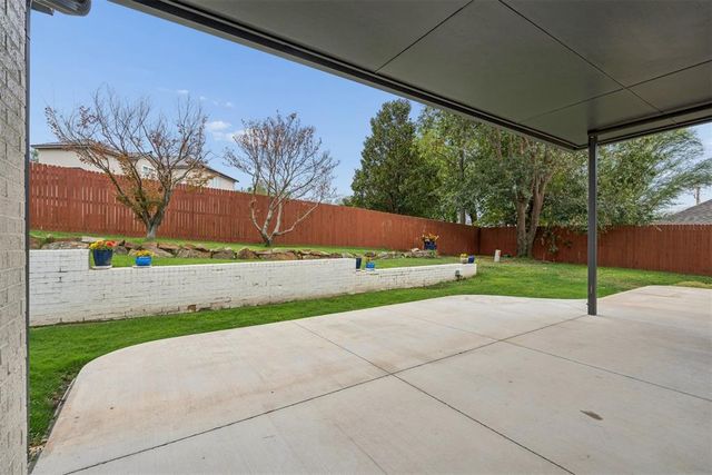 4712 Fountain Gate Drive, Norman, OK 73072