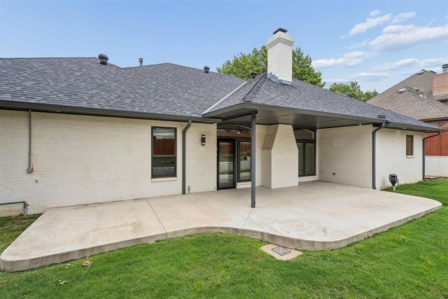4712 Fountain Gate Drive, Norman, OK 73072
