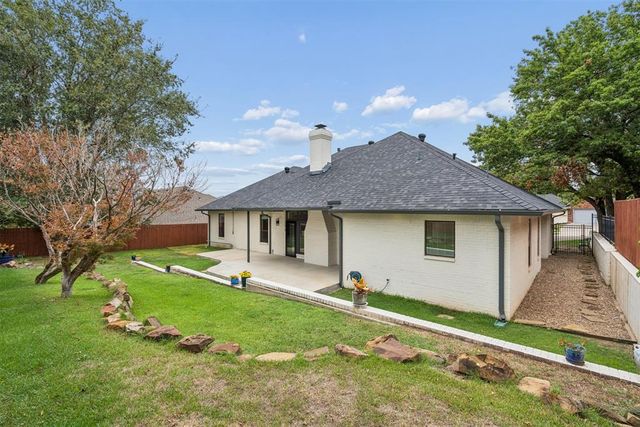 4712 Fountain Gate Drive, Norman, OK 73072
