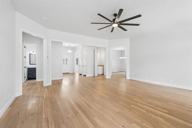 4712 Fountain Gate Drive, Norman, OK 73072