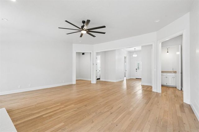 4712 Fountain Gate Drive, Norman, OK 73072