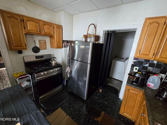1274 Campbell Street, Toledo, OH 43607