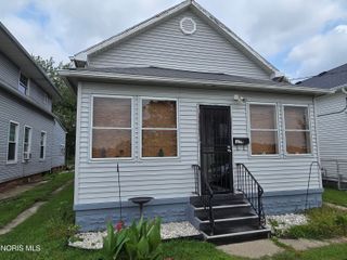 1274 Campbell Street, Toledo, OH 43607