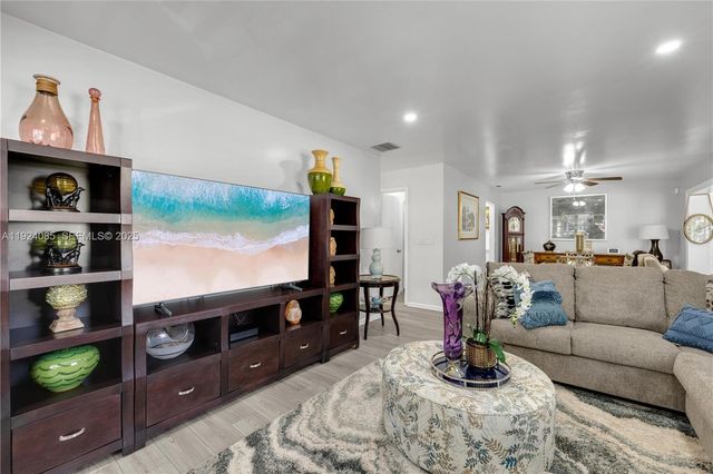 10143 S 45th Trl S 473, Boynton Beach, FL 33436