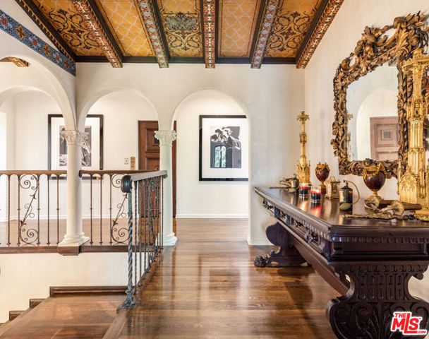 501 S Hudson Avenue, Los Angeles, CA 90020