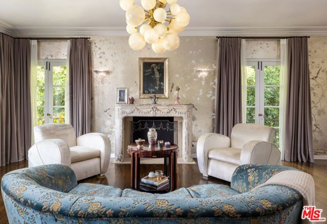 501 S Hudson Avenue, Los Angeles, CA 90020