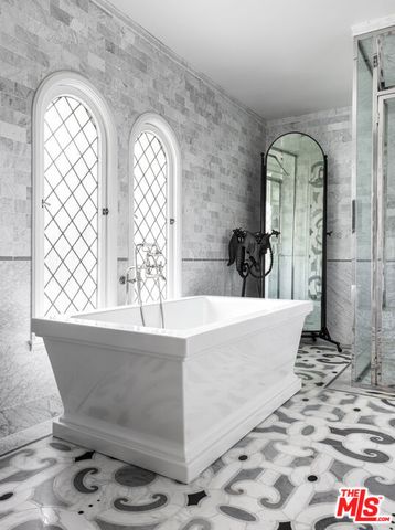 501 S Hudson Avenue, Los Angeles, CA 90020