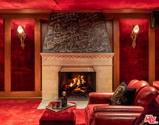 501 S Hudson Avenue, Los Angeles, CA 90020