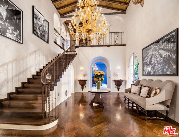 501 S Hudson Avenue, Los Angeles, CA 90020