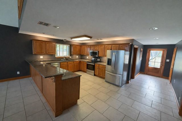 135 Sleepy Hollow Court, Schriever, LA 70395