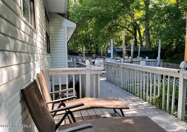 56 W Side Avenue, Avenel, NJ 07001