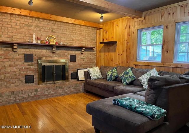 56 W Side Avenue, Avenel, NJ 07001