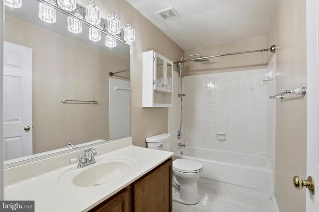 8007 STATION RD, Manassas, VA 20111