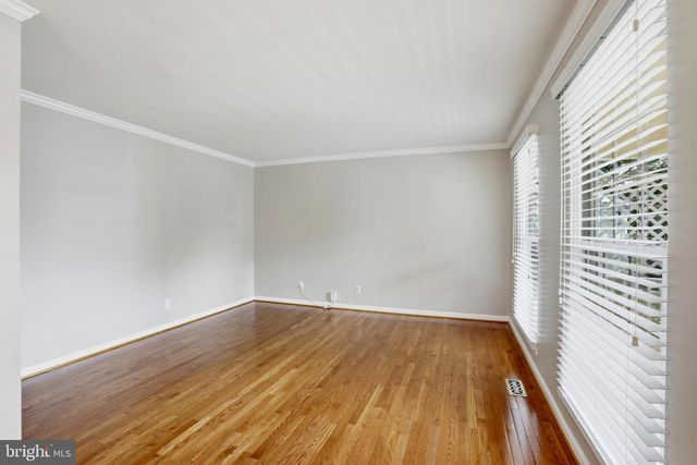 8007 STATION RD, Manassas, VA 20111