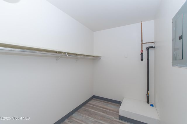 2006 Central Avenue 105, Colonie, NY 12205