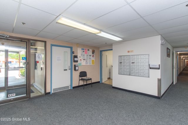 2006 Central Avenue 105, Colonie, NY 12205