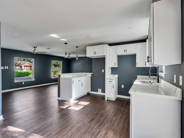 9814 Trumpet Street, Houston, TX 77078