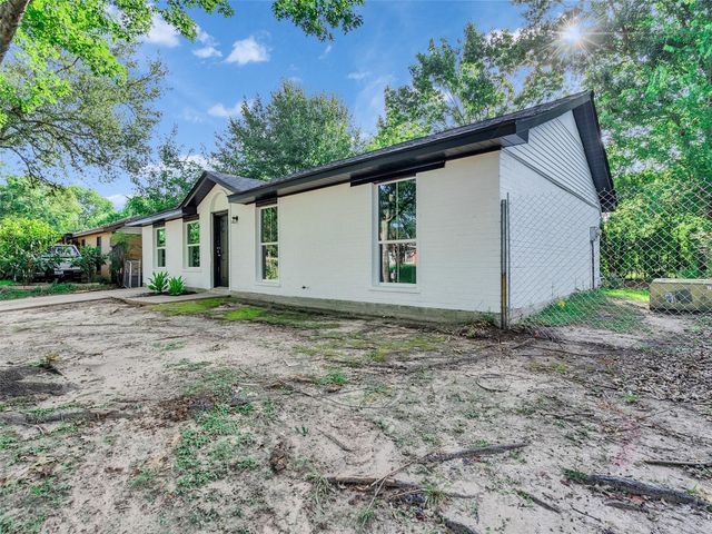9814 Trumpet Street, Houston, TX 77078