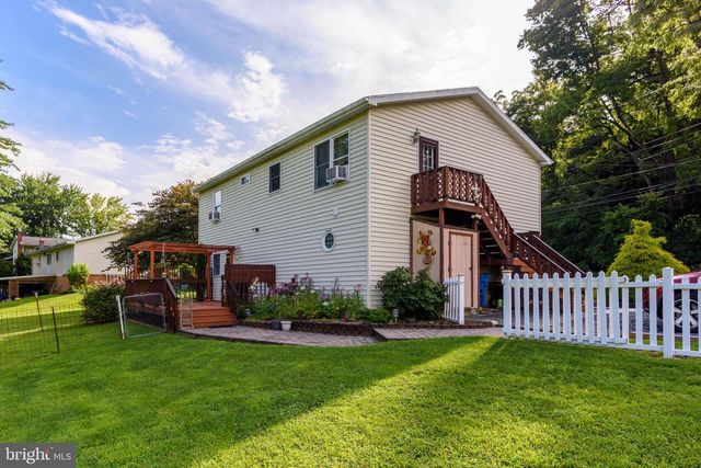 607 S MOUNTAIN RD, Dillsburg, PA 17019