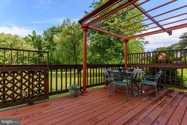 607 S MOUNTAIN RD, Dillsburg, PA 17019