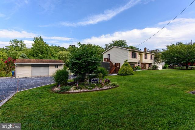 607 S MOUNTAIN RD, Dillsburg, PA 17019