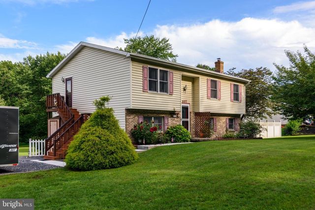 607 S MOUNTAIN RD, Dillsburg, PA 17019