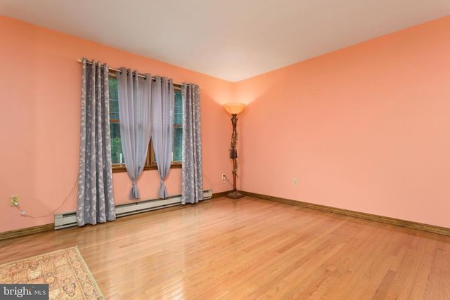 607 S MOUNTAIN RD, Dillsburg, PA 17019