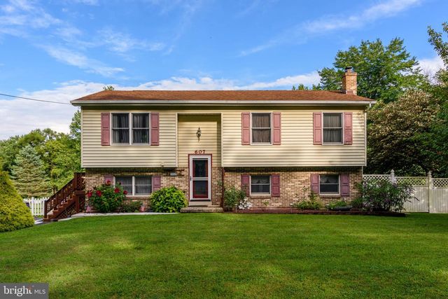 607 S MOUNTAIN RD, Dillsburg, PA 17019