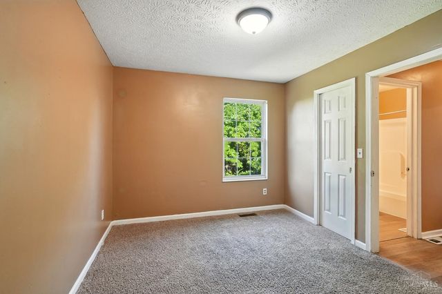 809 Ginger Ridge Drive, Trenton, OH 45067